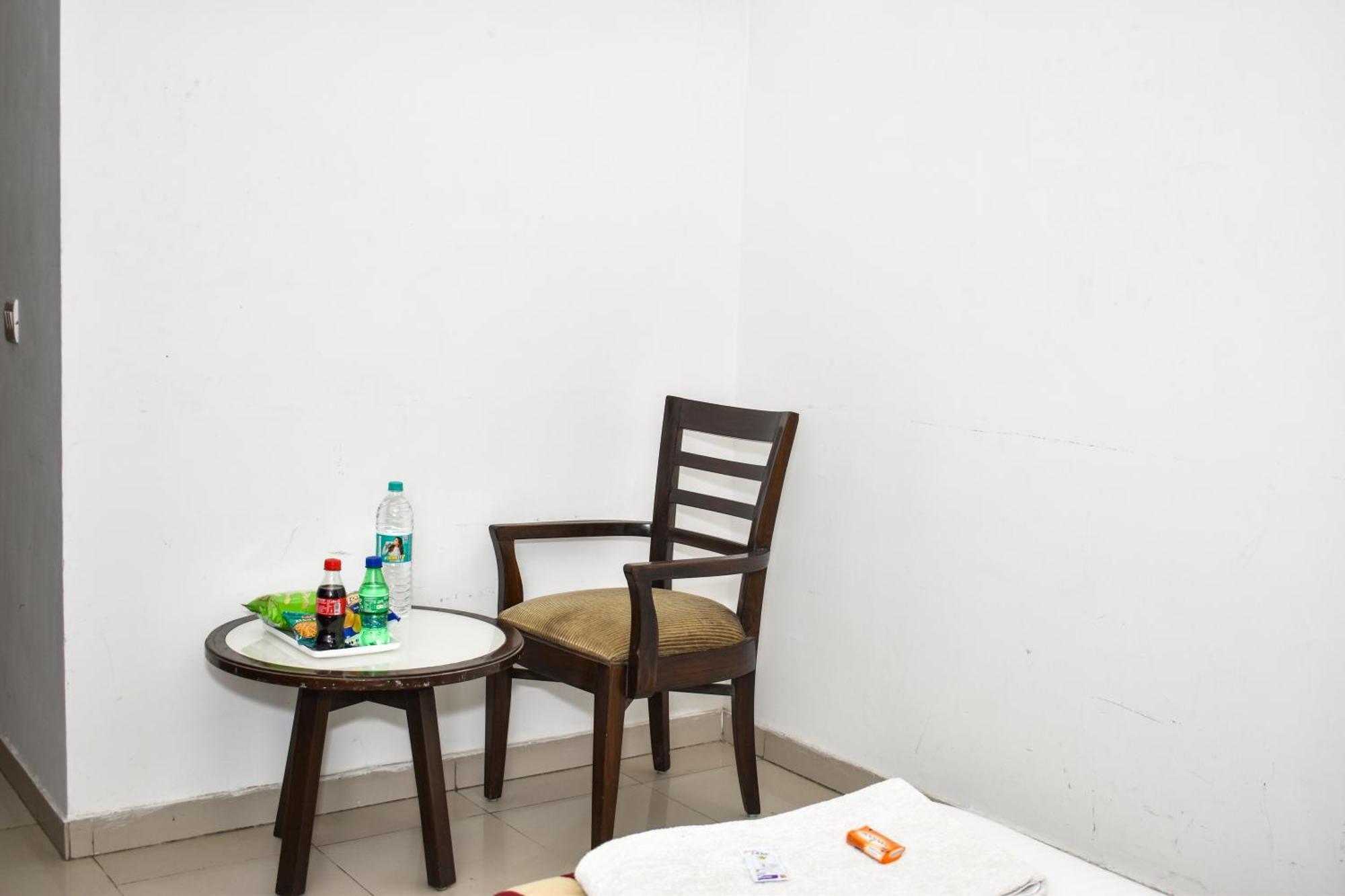 Hotel Chanchal Continental - 02 Mins From New Delhi Railway Station Exterior photo