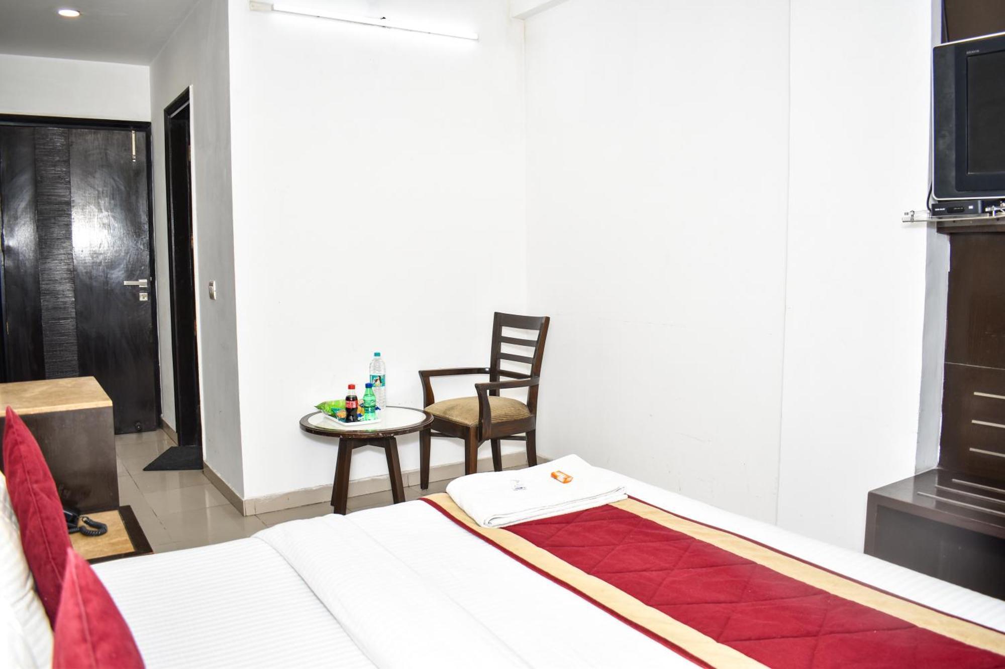 Hotel Chanchal Continental - 02 Mins From New Delhi Railway Station Exterior photo